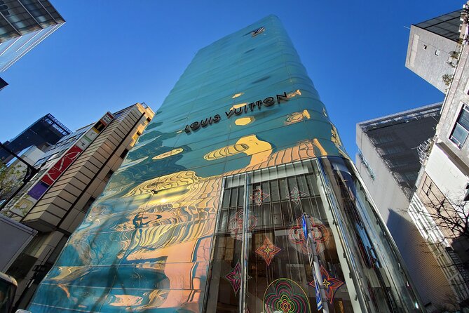Tokyo Architecture and Contemporary Art Walking Tour with a local guide - Shibuya Crossing: The World’s Most Famous Intersection, Short and Focused