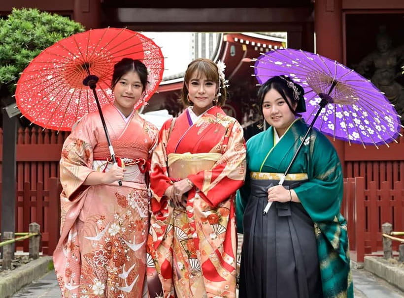 Tokyo: Asakusa Kimono Dressing and Matcha Experience - Picking Your Kimono or Yukata at the Shop (and Getting It Right)