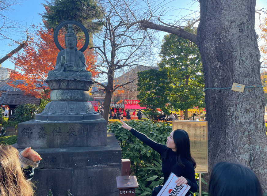 Tokyo Asakusa Temple & Shrine Walking Tour with Local Guide - Kaminarimon Thunder Gate and the meaning behind the 700kg lantern
