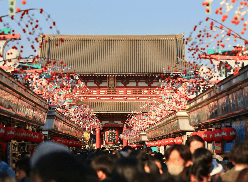 Tokyo Asakusa Temple & Shrine Walking Tour with Local Guide - Hozomon Gate: where architecture lessons make the temple feel bigger