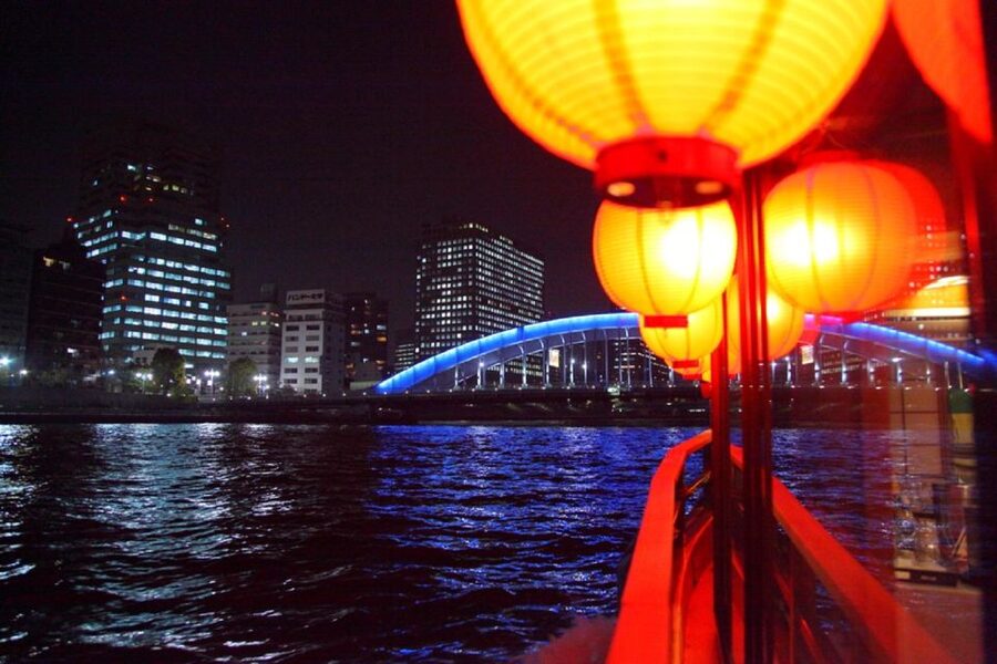 Tokyo Bay: Traditional Japanese Yakatabune Dinner Cruise - Should you book this Tokyo Bay dinner cruise?
