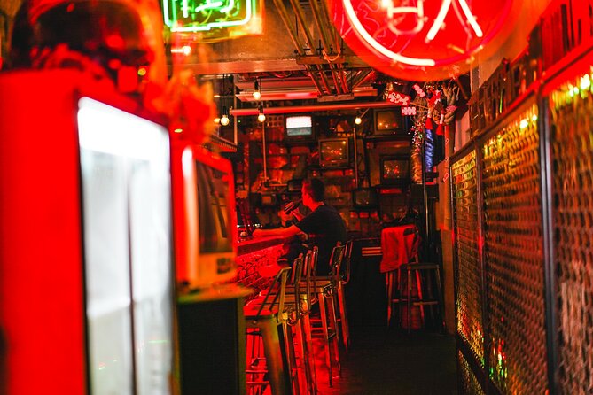 Tokyo by Night Photography Tour (Private Option Available) - Where the tour starts in Shinjuku (and why that matters)