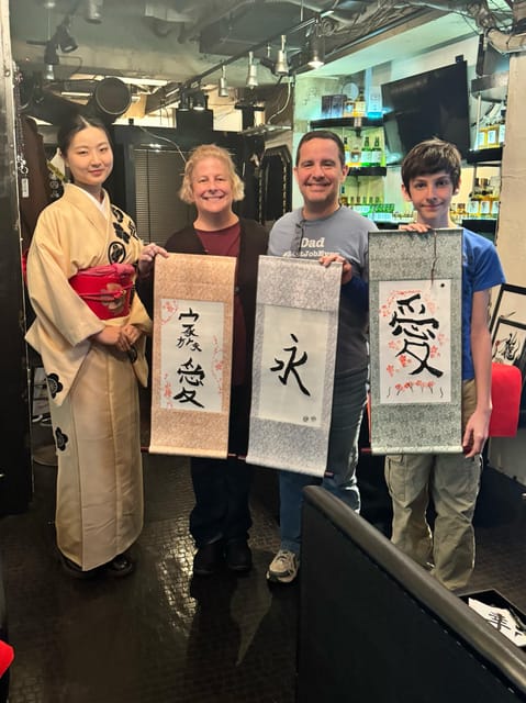 Tokyo: Calligraphy on Kanji Fan & Scroll with Drink - Finding Shodo Cafe 7557 near Roppongi Station