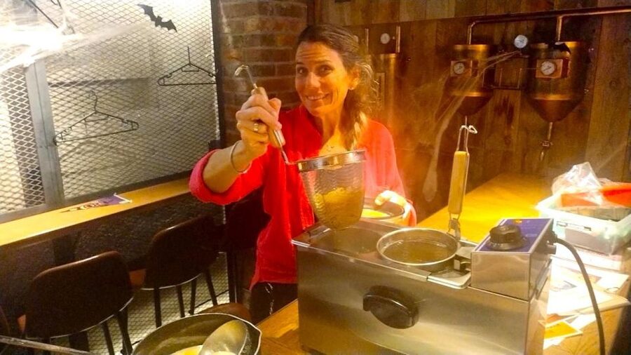 Tokyo: Easy Ramen Cooking Experience in Kabukicho, Shinjuku - The ramen story you get before the cooking starts