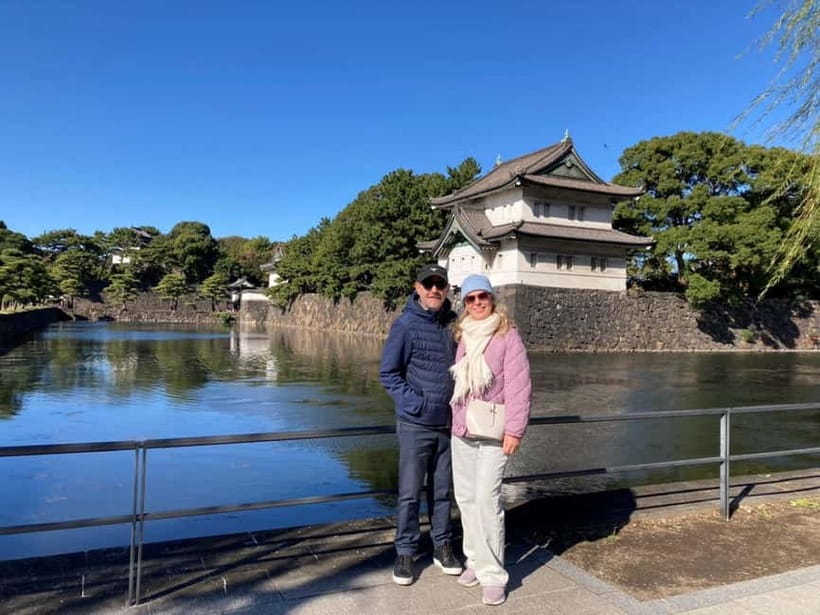 Tokyo: Edo Castle & East Garden of the Imperial Palace Tour - Edo Castle history, told while you walk the East Gardens