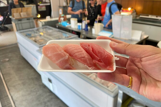 Tokyo Food Tour Taste Fresh Delights at Tsukiji Market - The food plan: 5 to 8 samples plus brunch