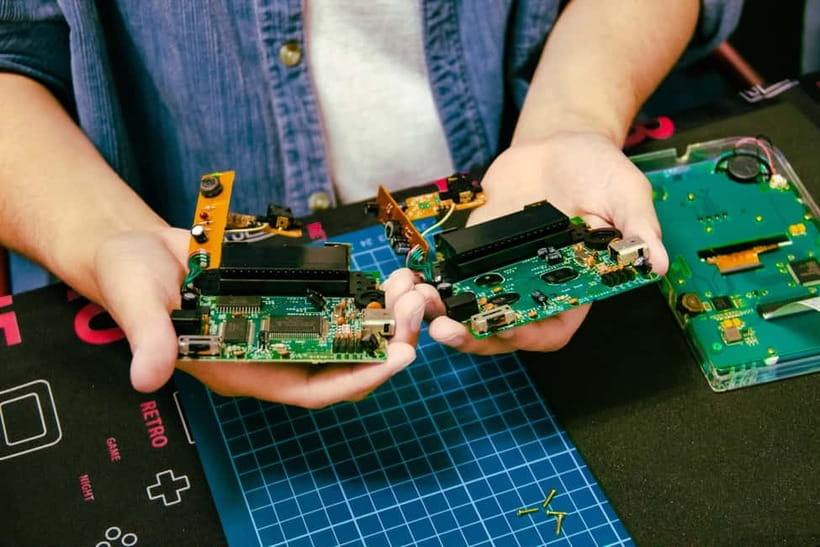 Tokyo: Gameboy Mod Workshop at Akihabara - Who This Workshop Suits Best, From Solo Builders to Nintendo Fans
