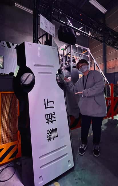 Tokyo: Giant Robot “Ingram” Factory Tour - The hangar view of INGRAM: legs removed, detail on full display