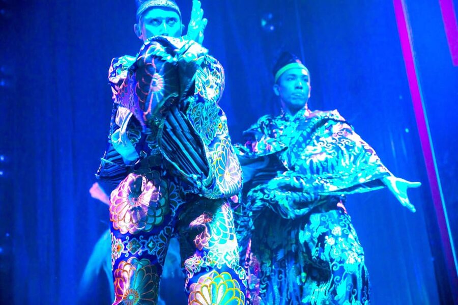 Tokyo GINZA: KONPARU Japanese Cabaret Show with Drink - Food and Drinks: Where the Value Shows, and Where It Can Fall Short