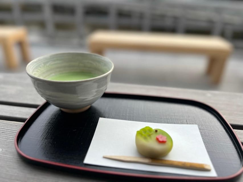 Tokyo: Hama-rikyu Gardens tour with Japanese Tea & Sweets - The guided garden walk: what the 30 minutes is really for