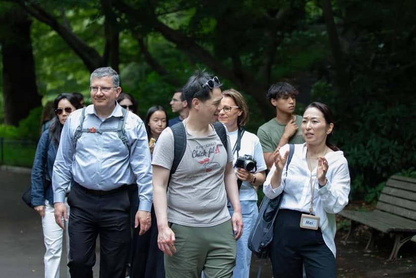 Tokyo: Imperial Palace East Gardens Walking Tour - Ninomaru Garden: traditional design that feels made for quiet thinking