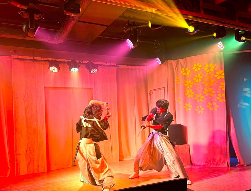 Tokyo: Japanese Dance Cabaret Theater Asakusa-Kaguwa Ticket - Your pre-show hour: drink, photo booth, and performer greetings
