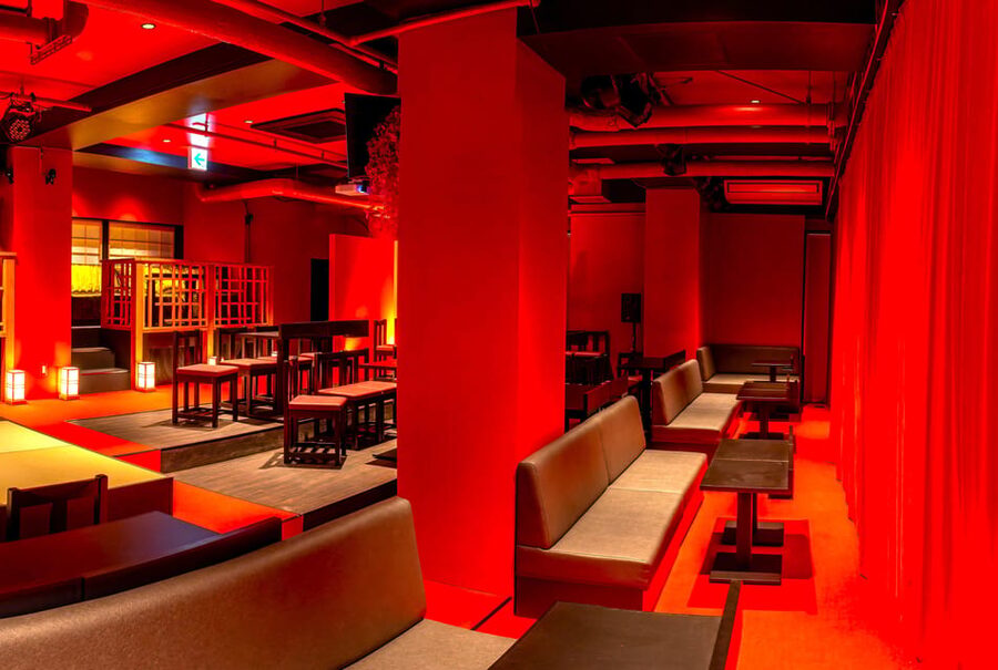 Tokyo: Japanese Dance Cabaret Theater Asakusa-Kaguwa Ticket - Who should book this cabaret ticket