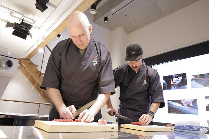 Tokyo Keen Japanese Knife and Sashimi Workshop - Sharpening with a whetstone: why it changes everything