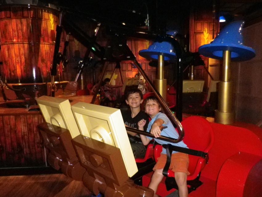 Tokyo: Legoland Discovery Center Admission Ticket - Food, exits, and the no re-entry rule that can cost you