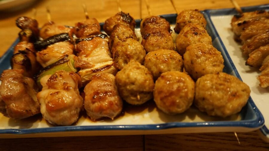 Tokyo: Locals´ Secret Food Tour // Eat like a Japanese - Final Stop: Chicken Soba Ramen at a Hidden Ramen Shop