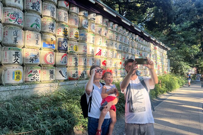 Tokyo: Meiji Shrine and Shinto Culture Walking Tour - Walking tour format: how the guide keeps it lively and respectful