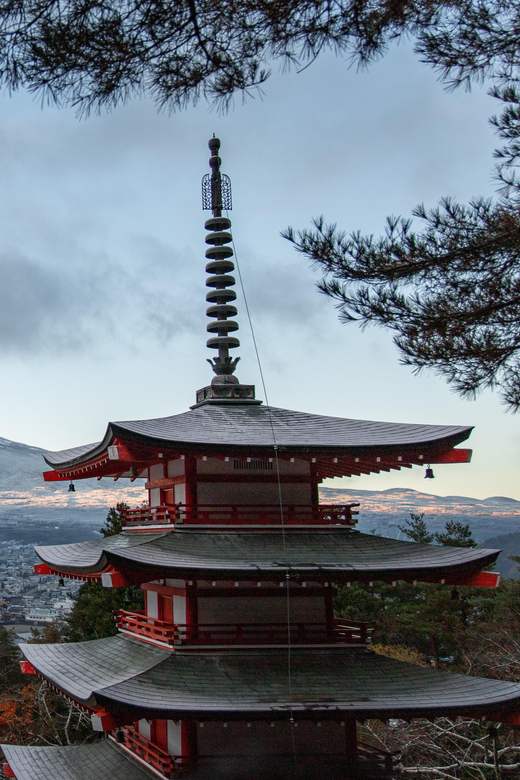 Tokyo: Mount Fuji & Hakone Private Tour with Guide - Hakone Ropeway and Owakudani: Ropeway Lines, Big Views, and Sulfur Air