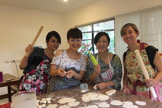 Tokyo Night Cooking Class: 5 Home-Cooked Japanese Dishes - The chefs and guides: why step-by-step matters