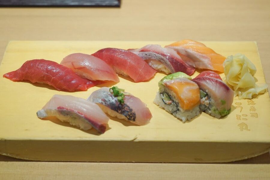 Tokyo: Night Foodie Tour in Shinjuku - Kabukicho walk for atmosphere, with less aimless drifting