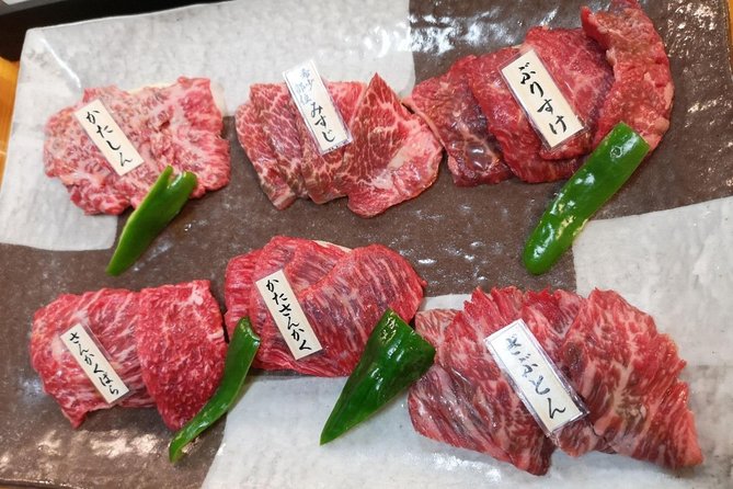 Tokyo Night Foodie Tour in Shinjuku - Seasonal Sushi, Wagyu Beef - Stop 2 around Omoide Yokocho: omakase choices and a short walk