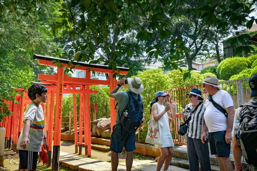 Tokyo: Old Quarter Yanaka Walking Tour - Yoshidaya Liquor Shop and Yanaka Beer Hall, local flavor without a food-fest trap