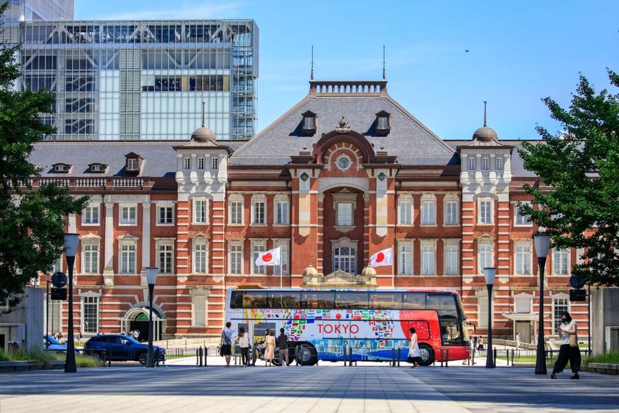 Tokyo: Open Top Panoramic Sightseeing Bus with Audio Guide - Meeting Point at Tokyo VIP Lounge: Find It Without Stress