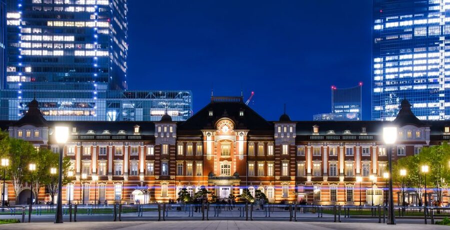 Tokyo: Open Top Panoramic Sightseeing Bus with Audio Guide - City Course Stop Guide: Marunouchi and Mid-Tokyo Skyline Payoff
