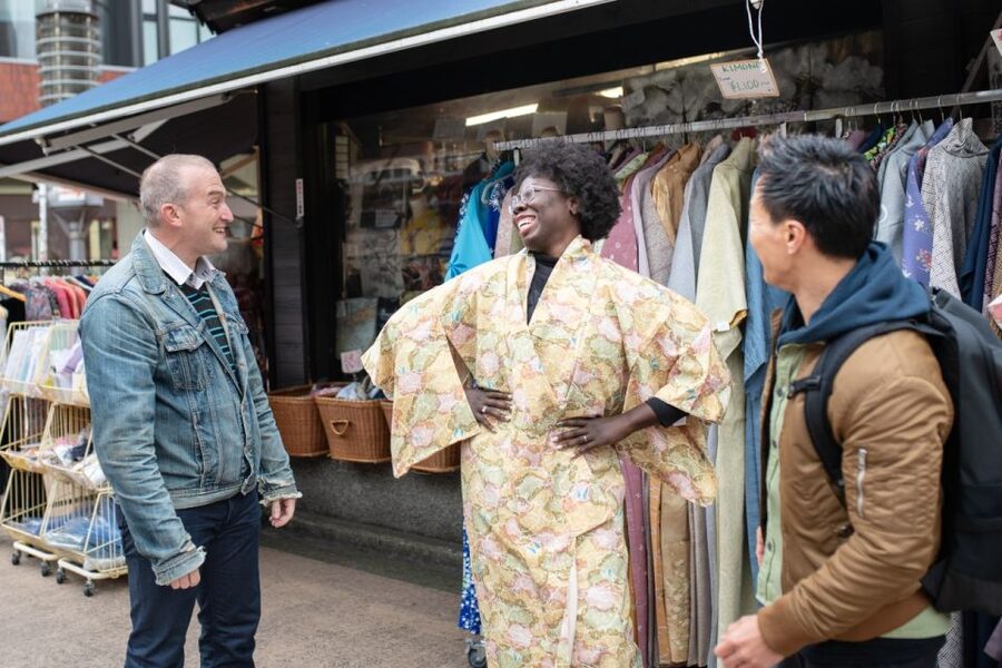 Tokyo: Private Custom Insider Tour with a Local Host - Ameya-Yokocho and street-food style stops