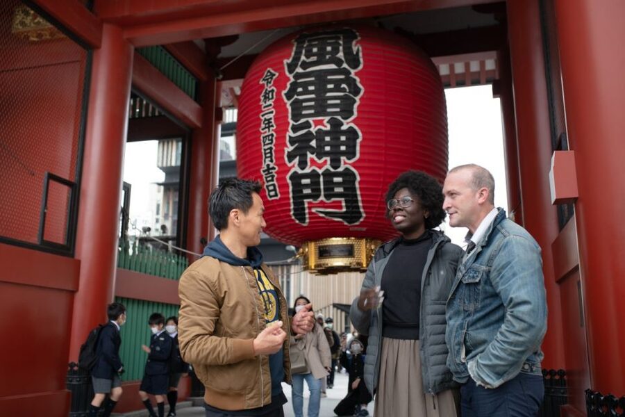 Tokyo: Private Custom Insider Tour with a Local Host - Harajuku and the fashion backstreets