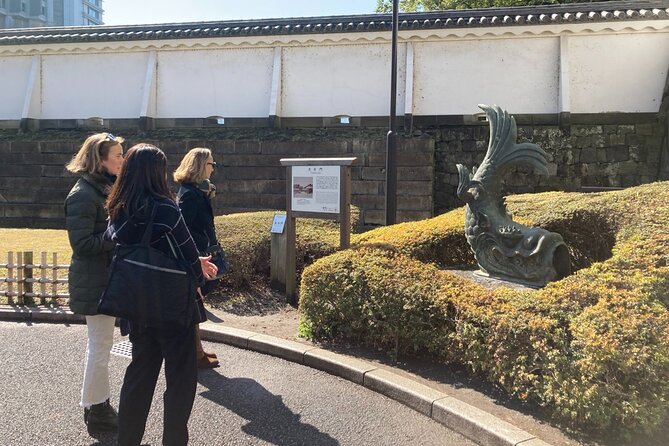 Tokyo Private Tour! Edo Castle & Imperial Palace East Gardens - Inside the East Gardens: the walk with the bridge, special garden, and palace heritage
