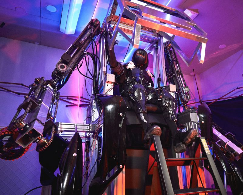 Tokyo: Robot Piloting Attraction Ticket - Robot Base Lab in Tokyo: a real mecha story you control