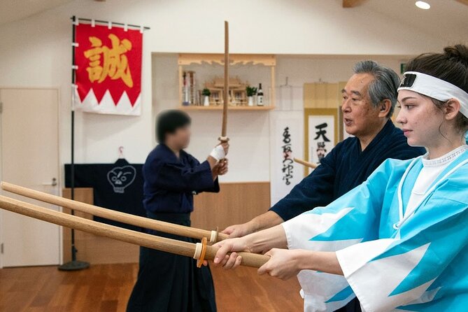 Tokyo: Samurai Sword Academy in the Hometown of the Last Samurai - Genzaburo Inoue Shiryokan start, then training with Masao Inoue