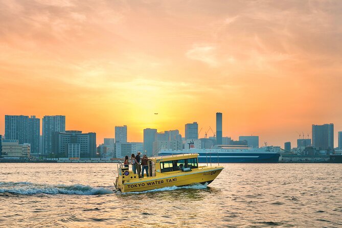 Tokyo: Scenic Bay Cruise with Local Guide on Private Boat - Tokyo Tower and Tokyo Skytree photo stops, built for quick framing