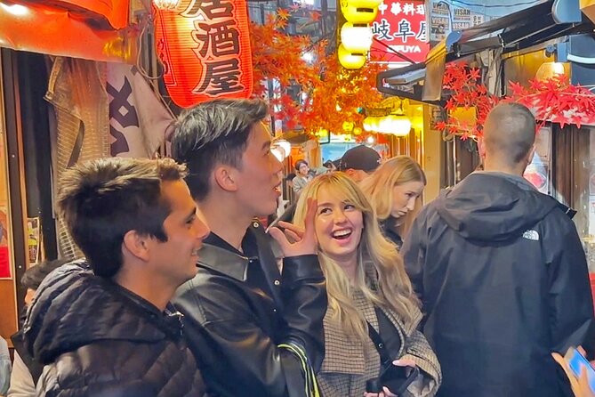 Tokyo: Shinjuku Bar Hopping & Night Walking Tour - Stop 2: Kabukicho, neon street theater and dinner with characters