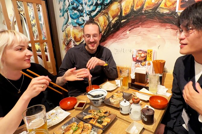 Tokyo: Shinjuku Bar Hopping & Night Walking Tour - Food and drink reality: what you pay for and how to budget