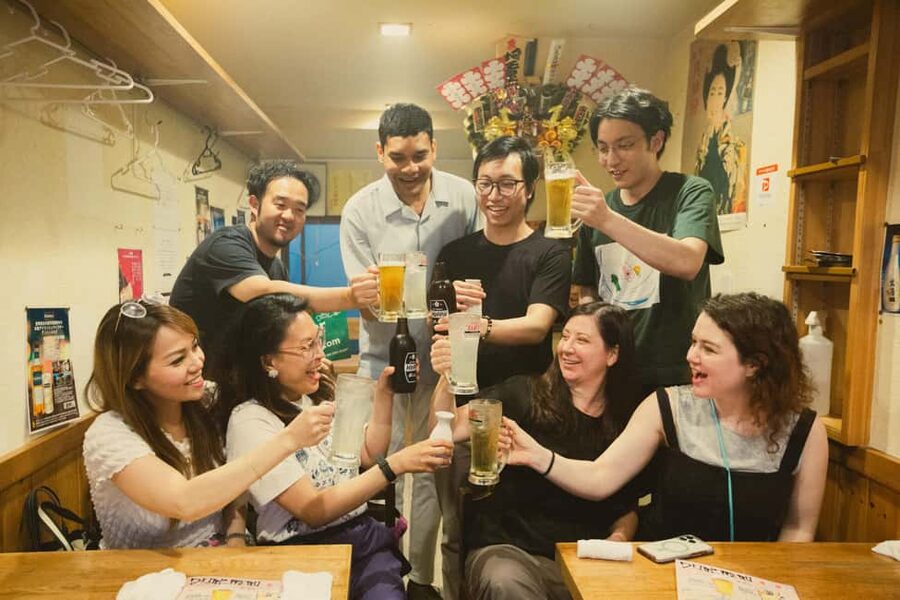 Tokyo: Shinjuku Izakaya and Golden Gai Bar Hopping Tour (2h) - Meeting Tajimaya Coffee, Then Letting the Night Flow