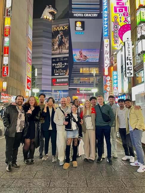 Tokyo: Shinjuku Local Bar and Izakaya Guided Walking Tour - Key things you will notice right away