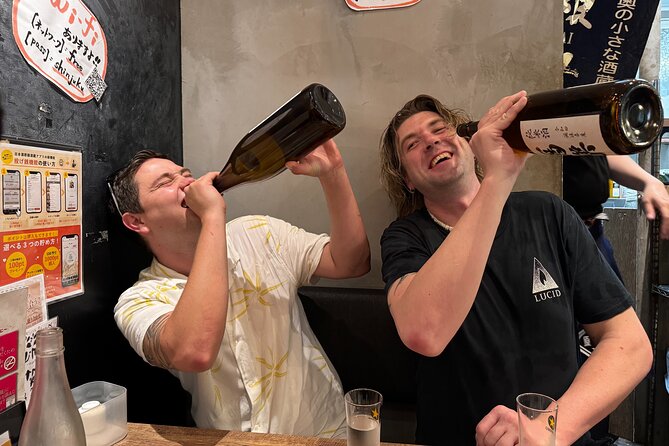 Tokyo: Shinjuku Local Bar Hopping Walking Tour - Drinks, Ordering, and How to Have a Fun Night Without Getting Frazzled