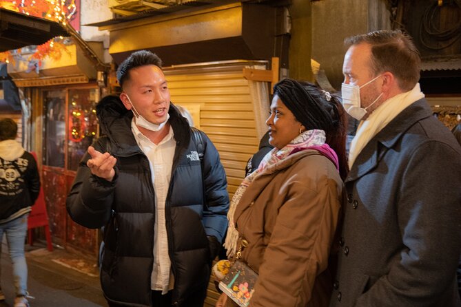 Tokyo: Shinjuku Local Bar & Izakaya Crawl Tour - Stop 2: Shinjuku Golden Gai and a hidden-feeling bar moment
