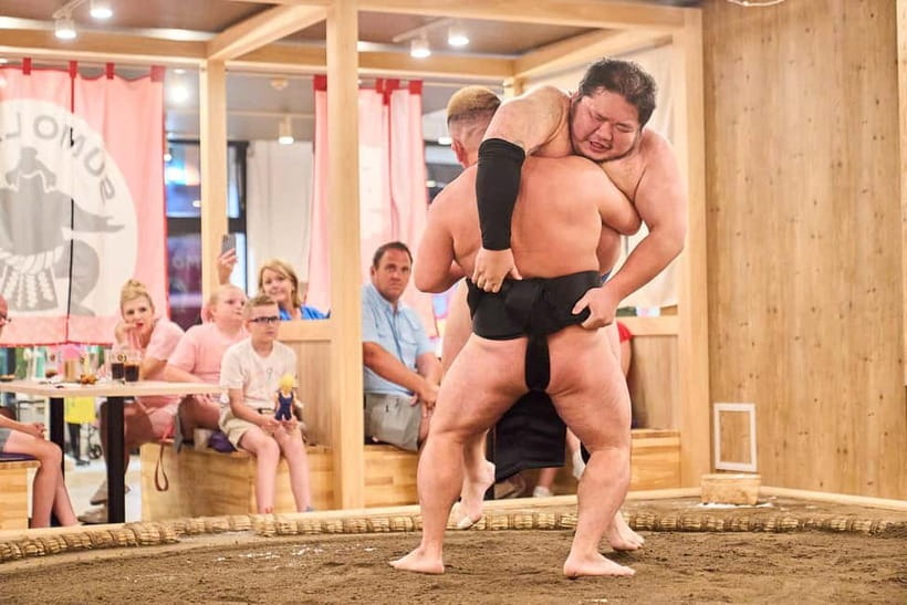 Tokyo Sumo Experience: Chanko & Mochi with a Former Pro - The Star Meal: Chanko Nabe You Eat While Watching Sumo