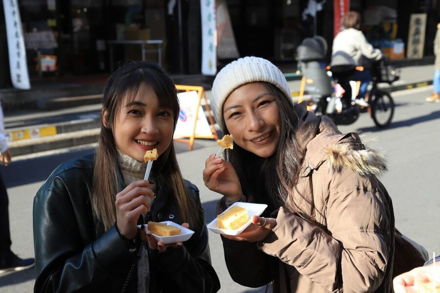 Tokyo: Tsukiji Fish Market Food and Culture Walking Tour - Who should book this Tsukiji Outer Market tour, and who should skip it