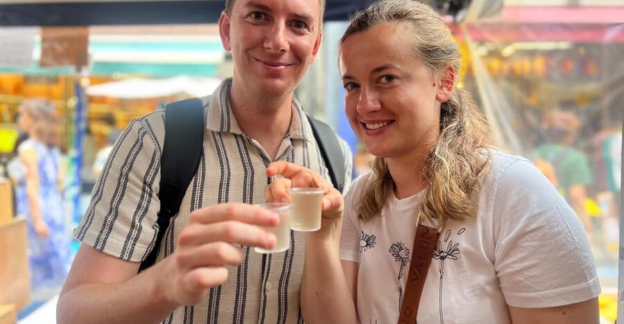 Tokyo: Tsukiji Fish Market Guided Walking Tour - Key highlights to look for