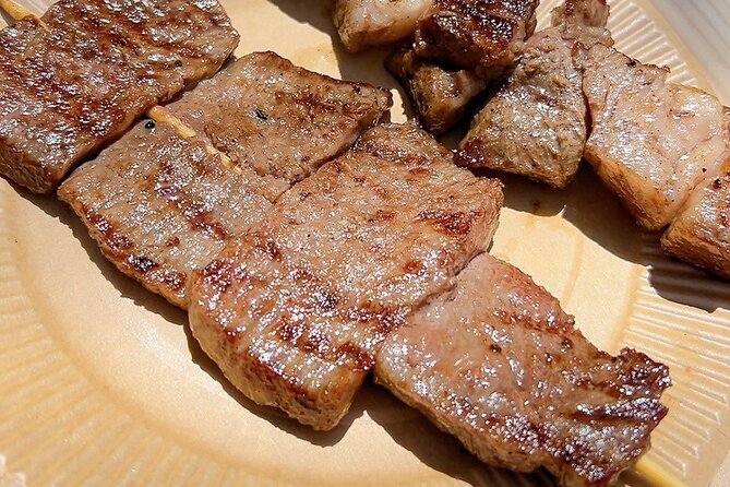 Tokyo: Tsukiji Fish Market Seafood & Street Eats - Tsukiji Fish Market walk: where the story behind tuna starts