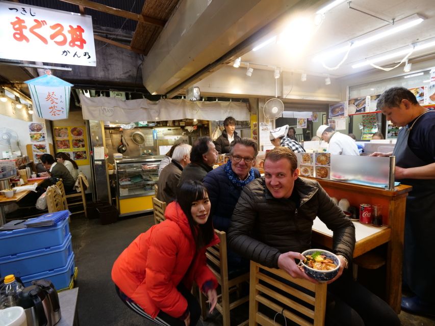 Tokyo: Tsukiji Fish Market Tour with 6 Stops & Seafood Lunch - Tsukiji Outer Market Tastings, Shopping, and How to Use Your Guide