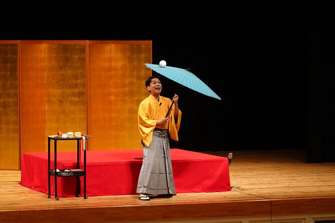 Traditional Japanese Comedy, Juggling & Magic Live Show in Tokyo - One ticket, three styles: Rakugo comedy, Daikagura acrobatics, Wazuma magic