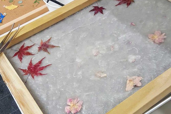 Traditional Japanese Washi Papermaking- Kyoto morning - Decorating Your Paper With Cherry Blossoms, Maple Leaves, and Cut-Out Shapes