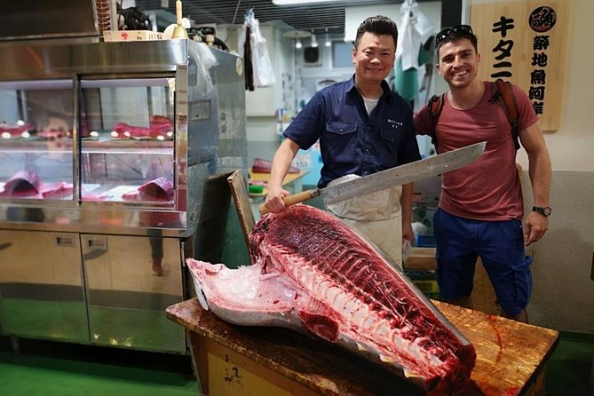 Tsukiji Fish Market Small-Group Food Walking Tour - Tsukiji Outside the Headlines: What this tour really shows you