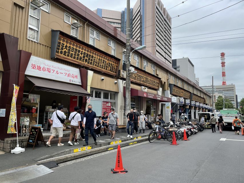 Tsukiji: Outer Market Walking Tour & Sake Tasting Experience - Tsukiji Outer Market walking route: seeing, smelling, and choosing smarter