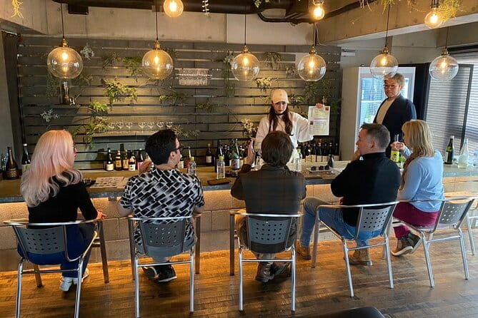 Unlimited SAKE Tasting《OVER-THIRTY-BOTTLES》From ALL OVER JAPAN! - How Guides Turn Tastings into Understanding (Nana and Suemi)